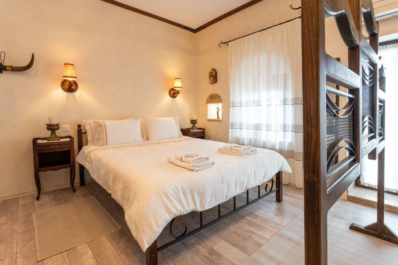 Historic Apartment In The Heart Of The City Велико-Тырново Экстерьер фото